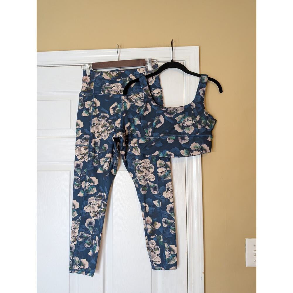 PBX Pro Floral Sports Bra & Leggings Activewear Set Size Medium Pilates Yoga